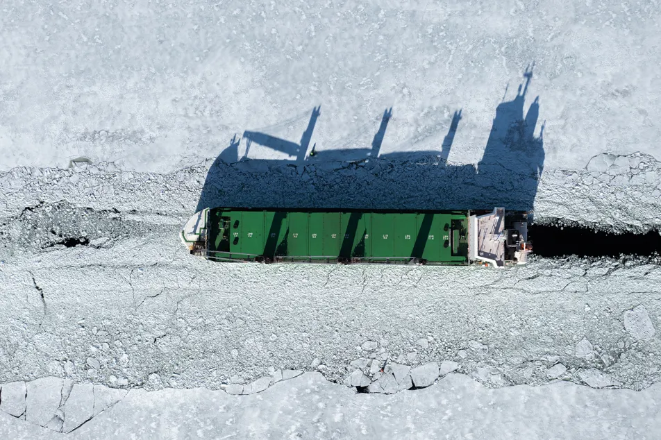 Lotsbat Hamn Vinter 17